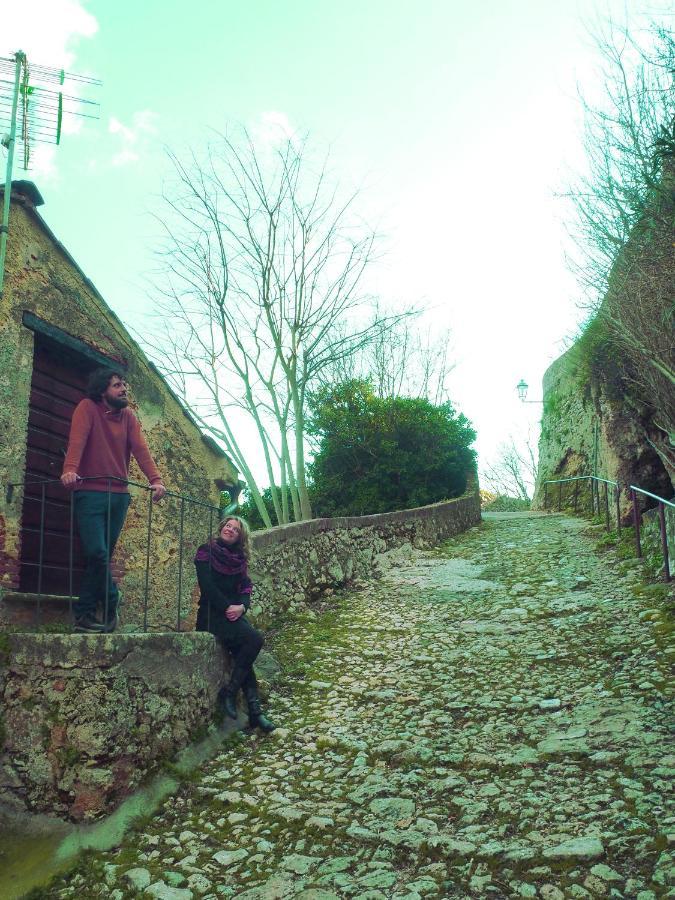 Dulcis In Borgo Panzió Santa Lucia  Kültér fotó