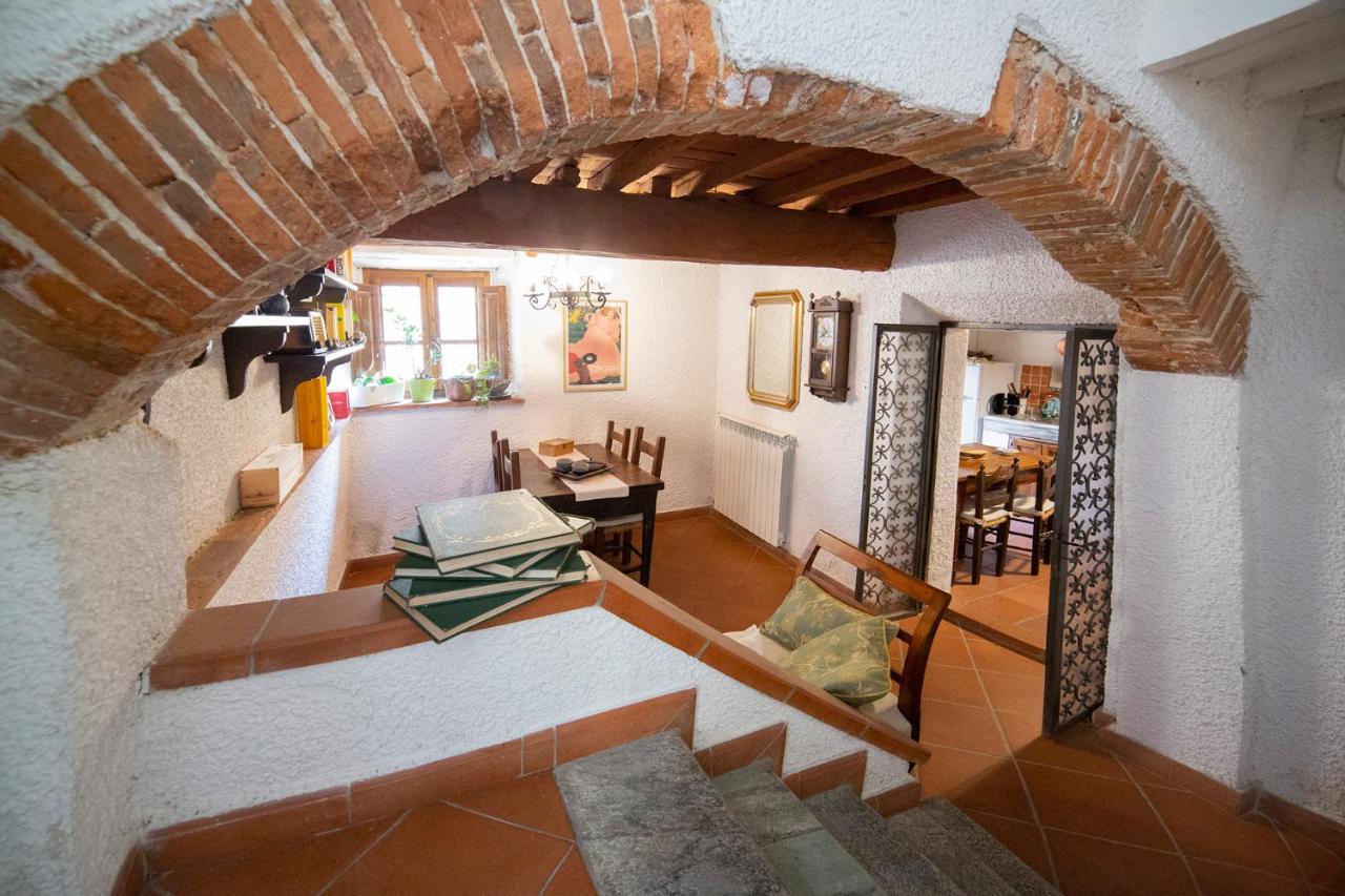 Dulcis In Borgo Panzió Santa Lucia  Kültér fotó